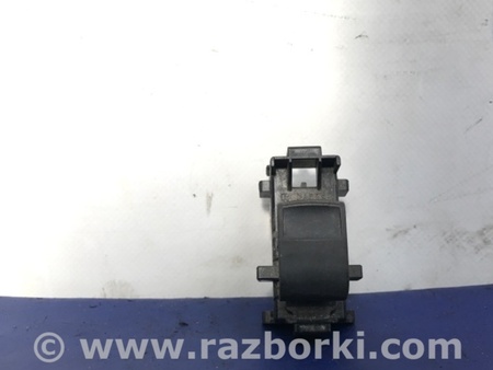 ФОТО Кнопка стеклоподьемника для Toyota Corolla E120 (08.2000-02.2007) Киев