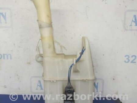ФОТО Бачок омывателя для Toyota Corolla E120 (08.2000-02.2007) Киев