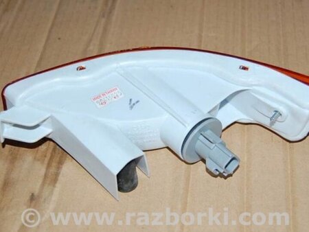 ФОТО Повторитель поворота в бампер для Toyota Corolla E110 (05.1997-12.2001) Киев