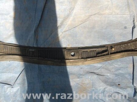 ФОТО Пластик под лобовое стекло (Жабо) для Toyota Corolla E90 (1987-1992) Киев