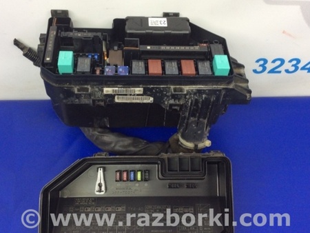 ФОТО Блок предохранителей для Honda Crosstour (2009-2015) Киев