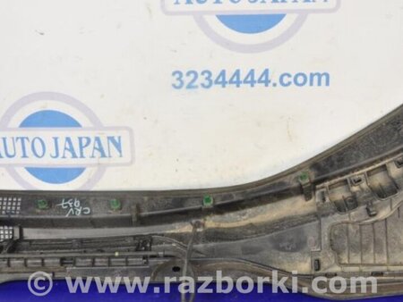 ФОТО Пластик под лобовое стекло (Жабо) для Honda CR-V (07-11) Киев