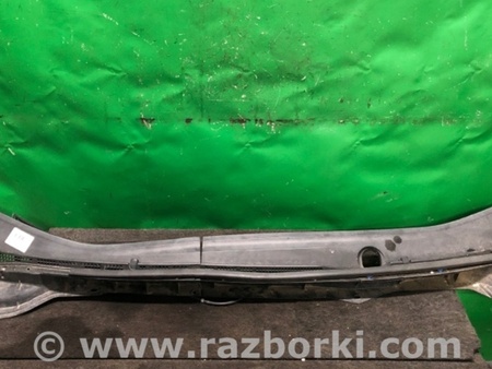 ФОТО Пластик под лобовое стекло (Жабо) для Mazda CX-7 Киев