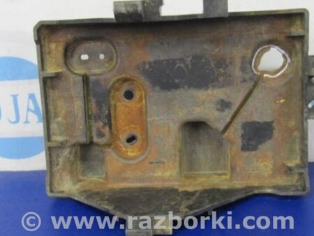 ФОТО Полка аккумулятора для Mazda CX-7 Киев