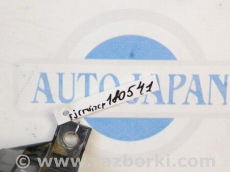 ФОТО Блок предохранителей для Toyota FJ Cruiser Киев