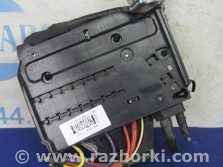 ФОТО Блок предохранителей для Ford Focus 3 (01.2010 - 03.2018) Киев