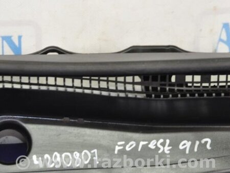 ФОТО Пластик под лобовое стекло (Жабо) для Subaru Forester (2013-) Киев