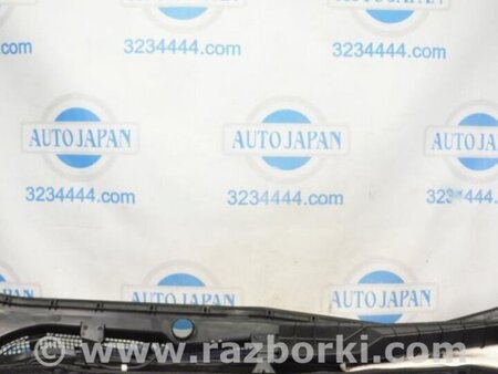 ФОТО Пластик под лобовое стекло (Жабо) для Subaru Forester (2013-) Киев