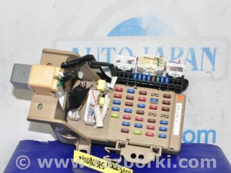 ФОТО Блок предохранителей салон для Subaru Forester (2013-) Киев