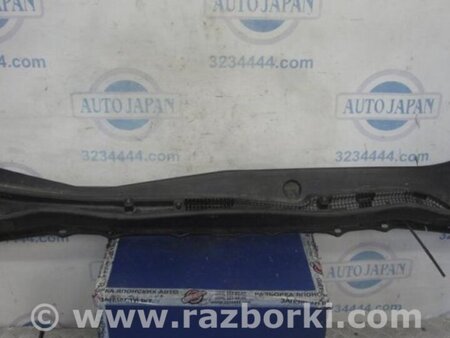 ФОТО Пластик под лобовое стекло (Жабо) для Subaru Forester (2013-) Киев