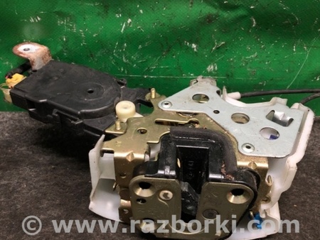 ФОТО Замок двери для Subaru Forester SG Киев