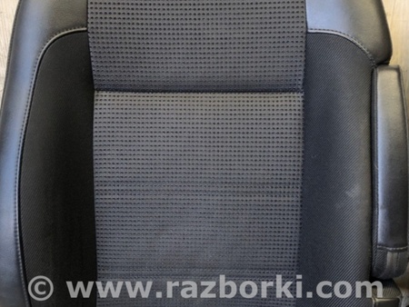 ФОТО Сиденья комплект для Subaru Forester SG Киев