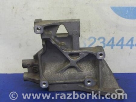 ФОТО Кронштейн компрессора кондиционера для Subaru Forester SG Киев