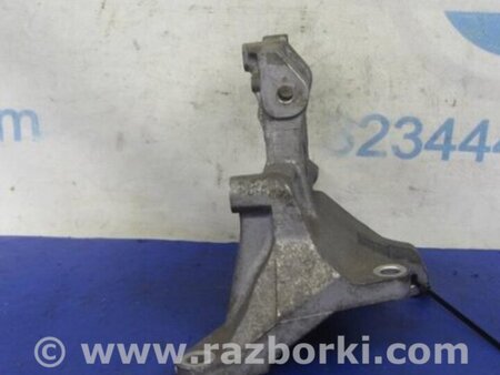 ФОТО Кронштейн компрессора кондиционера для Subaru Forester SG Киев