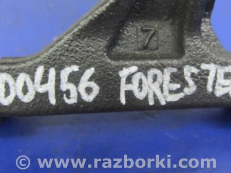 ФОТО Кронштейн компрессора кондиционера для Subaru Forester SG Киев