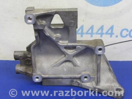 ФОТО Кронштейн компрессора кондиционера для Subaru Forester SG Киев