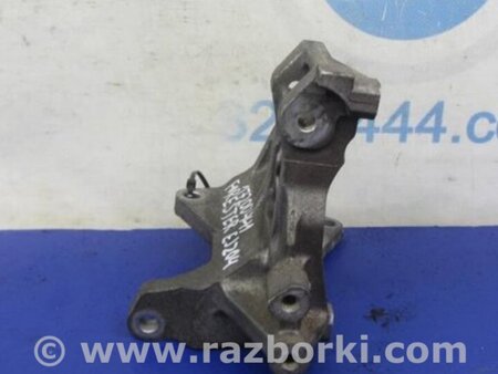 ФОТО Кронштейн компрессора кондиционера для Subaru Forester SG Киев