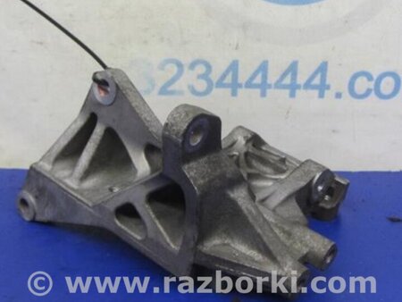 ФОТО Кронштейн компрессора кондиционера для Subaru Forester SG Киев