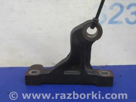 ФОТО Кронштейн компрессора кондиционера для Subaru Forester SG Киев