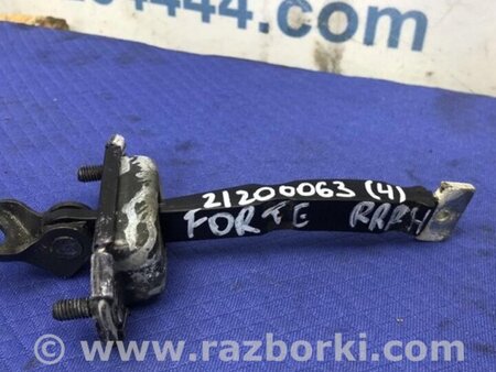 ФОТО Ограничитель двери для KIA Forte YD (2012-) Киев