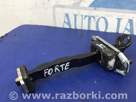 ФОТО Ограничитель двери для KIA Forte YD (2012-) Киев