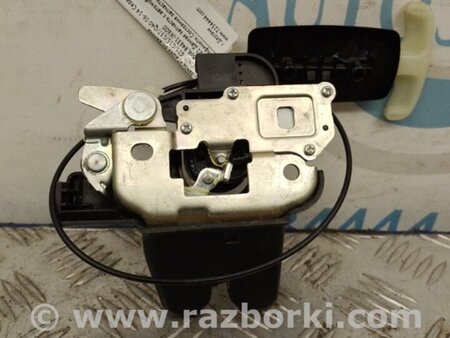ФОТО Замок крышки багажника для Infiniti  G25/G35/G37/Q40 Киев