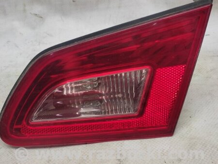 ФОТО Фонарь задний внутренний для Infiniti  G25/G35/G37/Q40 Киев