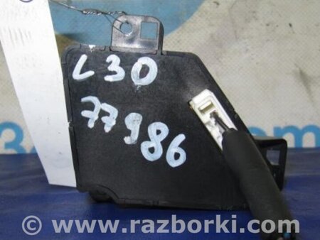 ФОТО Кнопка обогрева стекла для Hyundai i30 FD Киев