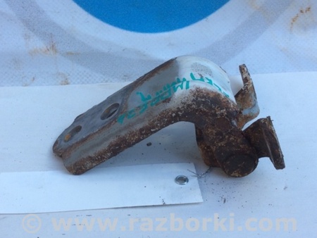 ФОТО Петля двери нижняя для Subaru Impreza GE/GH Киев