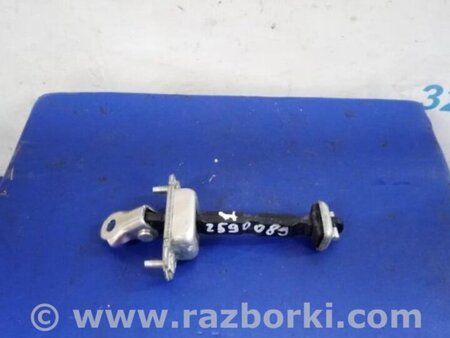 ФОТО Ограничитель двери для Subaru Impreza (11-17) Киев