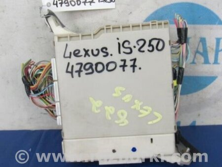 ФОТО Блок предохранителей салон для Lexus IS250/350 (06-12) Киев