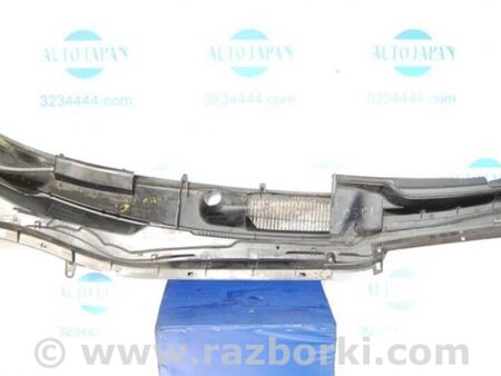 ФОТО Пластик под лобовое стекло (Жабо) для Lexus IS250/350 (06-12) Киев