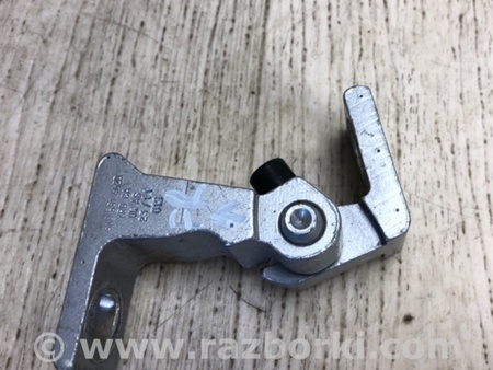 ФОТО Петля двери верхняя для Volkswagen Jetta USA (10-17) Киев