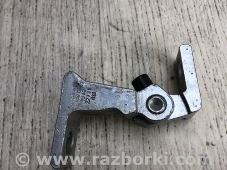 ФОТО Петля двери нижняя для Volkswagen Jetta USA (10-17) Киев