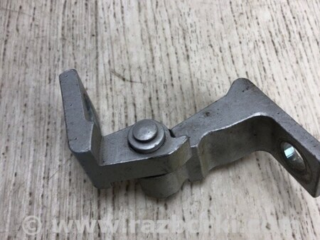 ФОТО Петля двери нижняя для Volkswagen Jetta USA (10-17) Киев