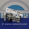 Петля двери верхняя Volkswagen Jetta USA (10-17)