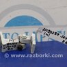Петля двери верхняя Volkswagen Jetta USA (10-17)