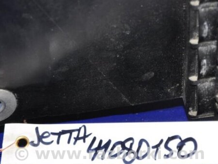 ФОТО Блок предохранителей для Volkswagen Jetta USA (10-17) Киев