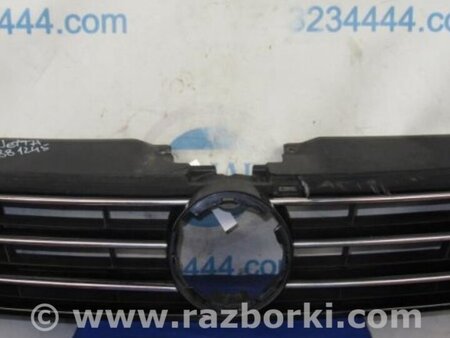 ФОТО Решетка радиатора для Volkswagen Jetta USA (10-17) Киев