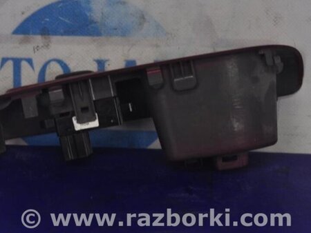 ФОТО Кнопка стеклоподьемника для Nissan Juke (10-19) Киев