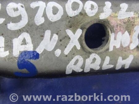 ФОТО Петля двери нижняя для Mitsubishi Lancer X 10 (08-17) Киев