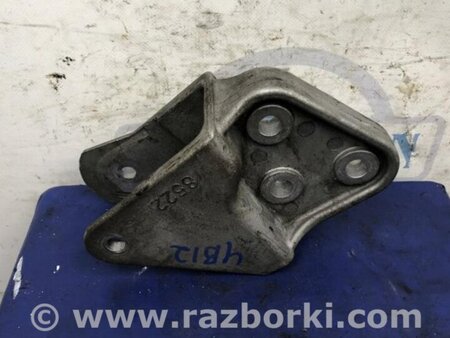 ФОТО Кронштейн крепления двигателя для Mitsubishi Lancer X 10 (08-17) Киев