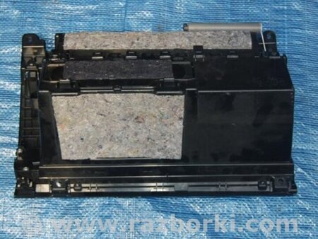 ФОТО Бардачок для Toyota Land Cruiser 200 Киев