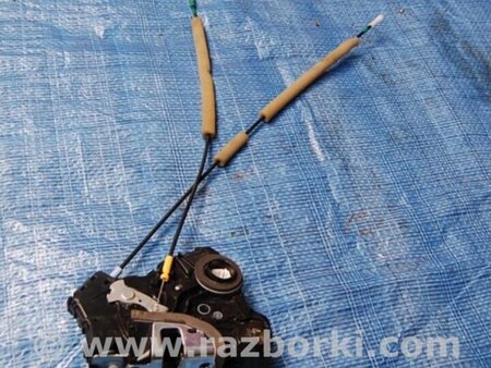 ФОТО Замок двери для Toyota Land Cruiser 200 Киев