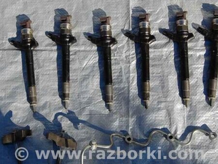 ФОТО Форсунка топливная для Toyota Land Cruiser 200 Киев