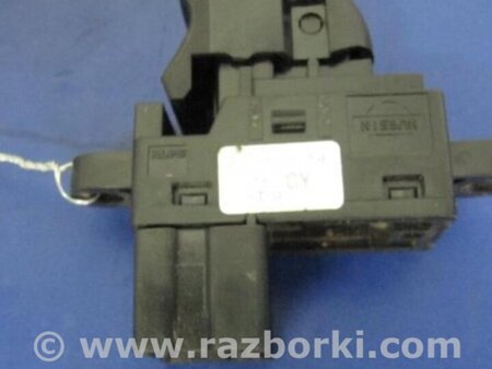 ФОТО Кнопка стеклоподьемника для Nissan LEAF (10-17) Киев