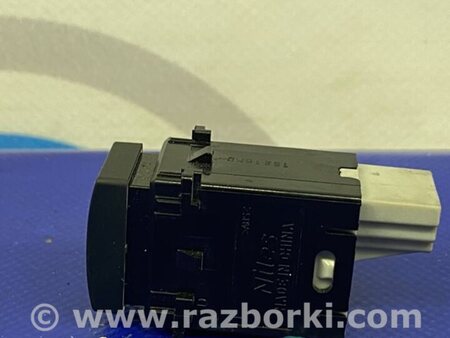 ФОТО Кнопка открывания багажника внутренняя для Subaru Legacy BN Киев