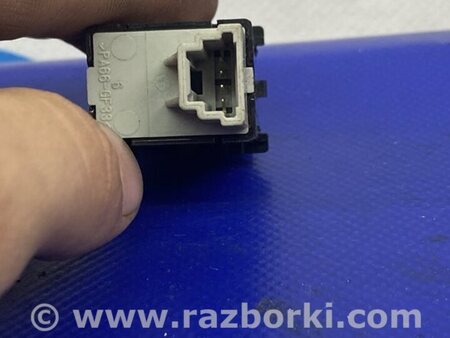 ФОТО Кнопка открывания багажника внутренняя для Subaru Legacy BN Киев