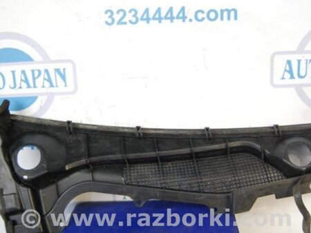 ФОТО Пластик под лобовое стекло (Жабо) для Infiniti M35/M45 Киев