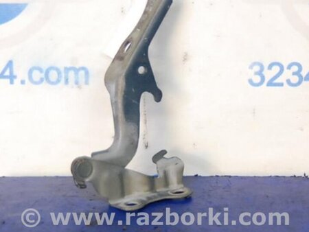 ФОТО Петля капота для Toyota Matrix Киев